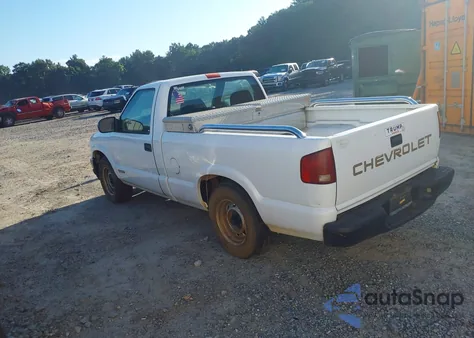 2002 Chevrolet S-10 S10 from USA, damaged, VIN 1GCCS145X28189294